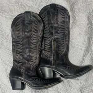 Corral Boots // size 9 // brand new